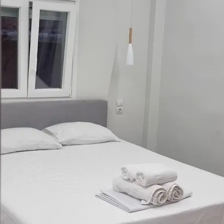 Shipyard View Апартаменты Кавала