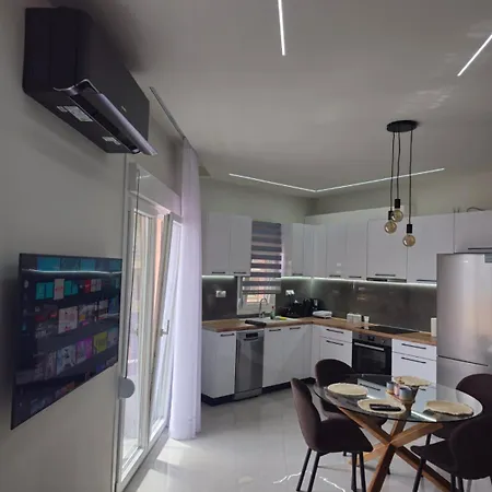 Shipyard View Апартаменты Кавала